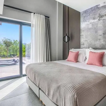 Villa Fire By Lygia (Lefkada)